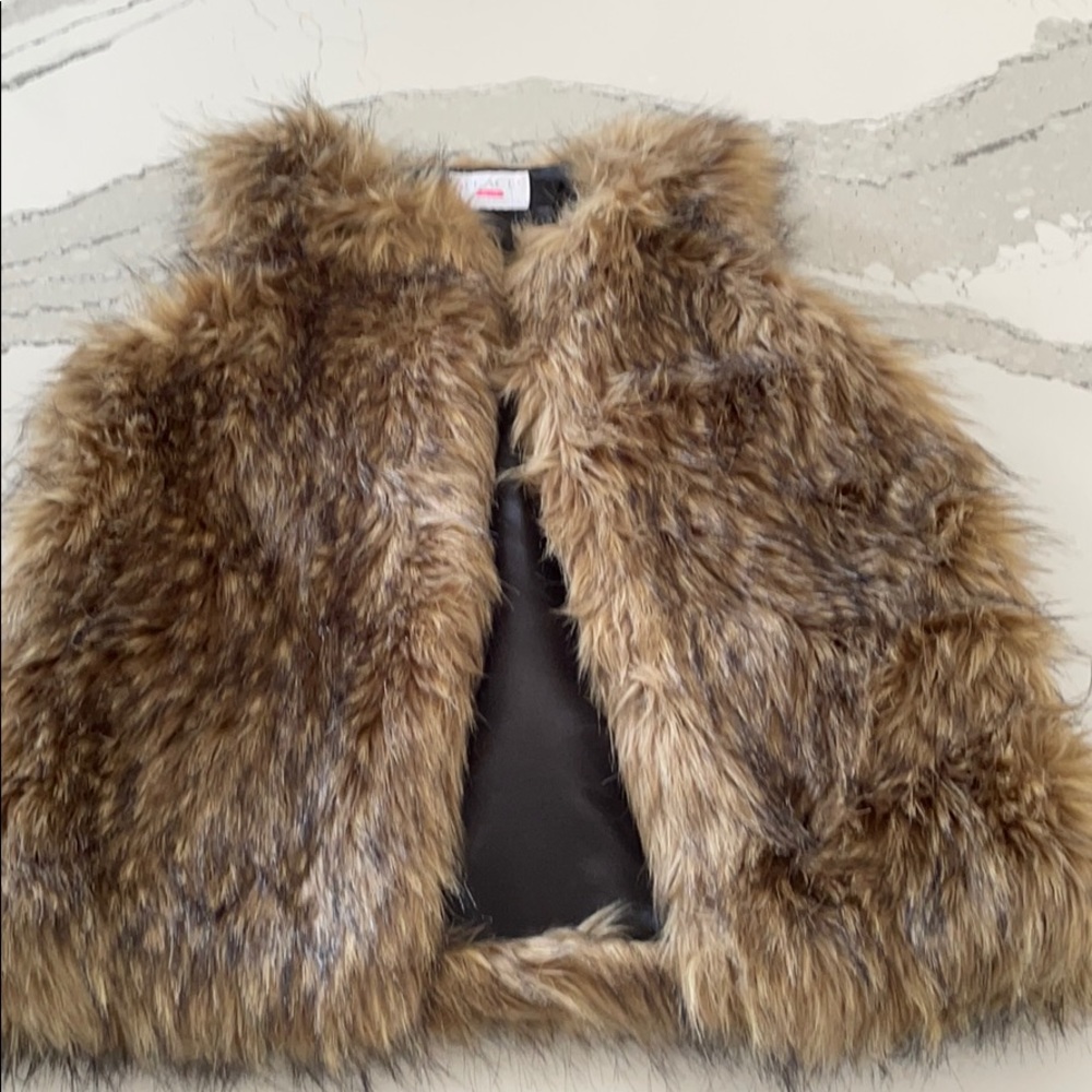 Girls Faux Fur Vest